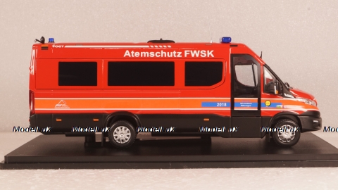 IVECO FIAT NEW DAILY 35-210 VAN HI-MATIC MINIBUS SUISSE POMPIERS 2019, 116791, Eligor 1:43