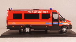 IVECO FIAT NEW DAILY 35-210 VAN HI-MATIC MINIBUS SUISSE POMPIERS 2019, 116791, Eligor 1:43