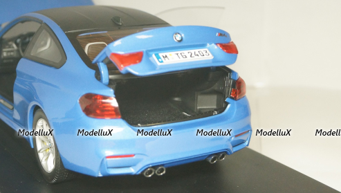 BMW M4 F82 Coupe, Paragon 1:18
