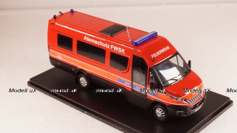 IVECO FIAT NEW DAILY 35-210 VAN HI-MATIC MINIBUS SUISSE POMPIERS 2019, 116791, Eligor 1:43