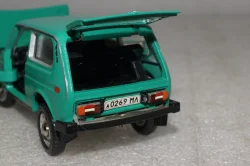 Ваз-2121 Нива А20 с прицепом, Тантал/Радон 1:43