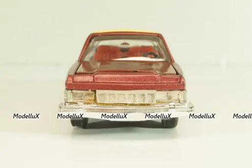 Mercury Marquis Limousine 1979, red, Replicars BV 1:43