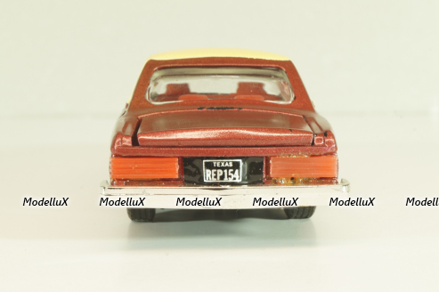 Mercury Marquis Limousine 1979, red, Replicars BV 1:43