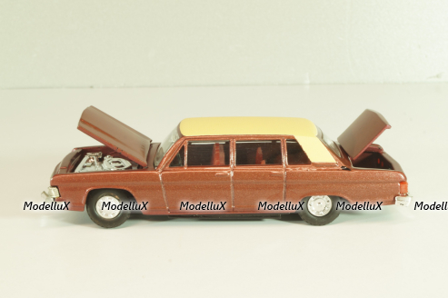 Mercury Marquis Limousine 1979, red, Replicars BV 1:43