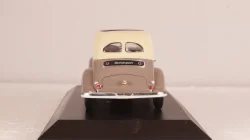 Renault Nervasport 1932-1935 lightbrown/creme, Norev 1:43