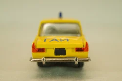 Москвич-412 А8, ГАИ, 3 зажима,Тантал/Радон 1:43 (Без коробки!)