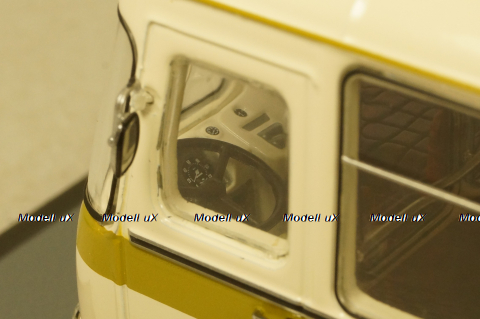 Лиаз-677М полосатый, DEMPRICE 1:43 Уценка!