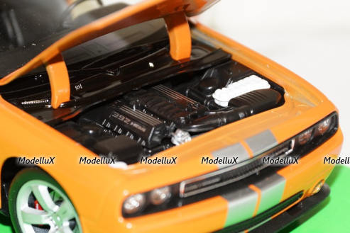 Dodge Challenger SRT, Welly 1:24
