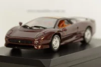 Jaguar XJ 220
