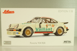 Porsche 911 (934) Turbo RSR Valliant #6, white, 450060200, Schuco 1:18
