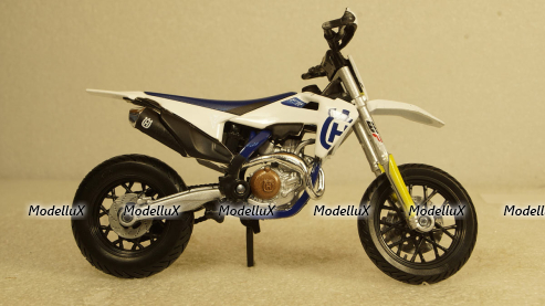 Husqvarna FS 450 Supermoto white/Decorated, Burago 1:18