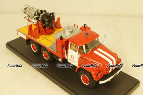 АГВТ-100 (131) Модель 141, 1975г с поворотным мостом, TruckTyr 1:43