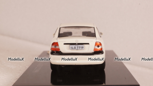 Chevrolet VECTRA GLS 2.2 1998 White Opel, Altaya 1:43