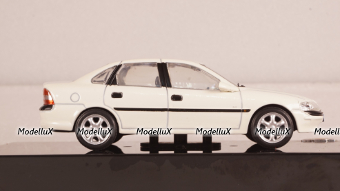 Chevrolet VECTRA GLS 2.2 1998 White Opel, Altaya 1:43