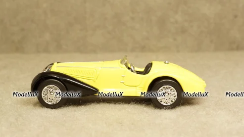 Иж-1500 Комби белый, черный пластик, Тантал/Радон 1:43