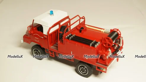Иж-1500 Комби белый, черный пластик, Тантал/Радон 1:43