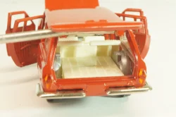 Газ-2402 Волга, красная, июнь 1988г., Тантал/Радон 1:43