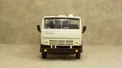 Skoda 100 L beige, WB124077, WhiteBox 1:24