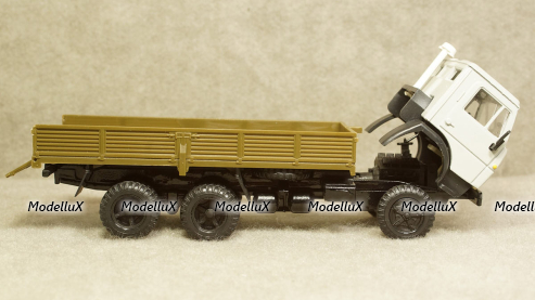 Mack R-Series, black, with rear cabin, 1966, IXOTR100, IXO 1:43 Уценка!