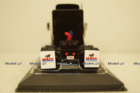 Mack R-Series, black, with rear cabin, 1966, IXOTR100, IXO 1:43 Уценка!