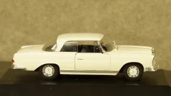 Mack R-Series, black, with rear cabin, 1966, IXOTR100, IXO 1:43 Уценка!