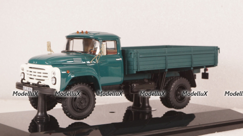 Зил-130 бортовой 1082г., 113028, DiP Models 1:43