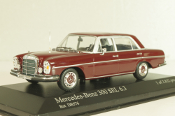 Mercedes-Benz 300 SEL 6.3 (W108) 1965, dark red, 430039102, Minichamps 1:43