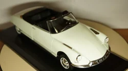 Иж-1500 Комби Бронзовый металлик, Тантал/Радон 1:43