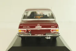 Mercedes-Benz 300 SEL 6.3 (W108) 1965, dark red, 430039102, Minichamps 1:43