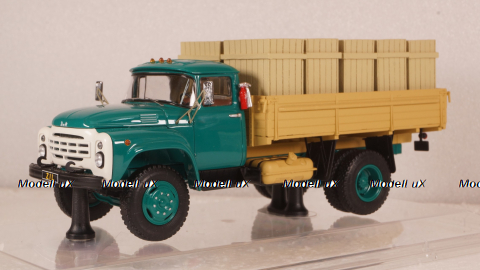 Зил-130 бортовой с грузом 1983 г. (Автоэкспорт), 113018, DiP Models 1:43