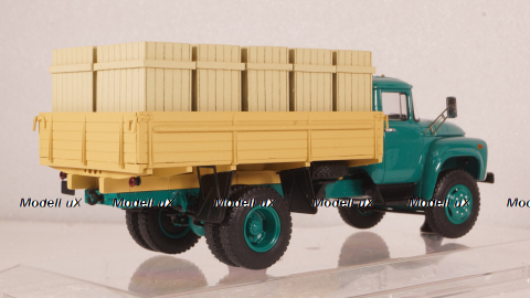 Зил-130 бортовой с грузом 1983 г. (Автоэкспорт), 113018, DiP Models 1:43