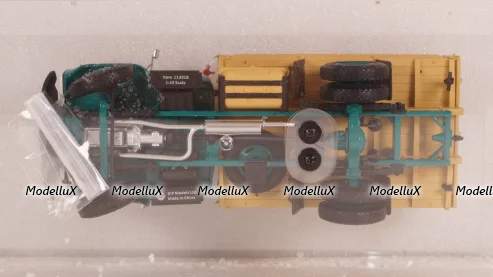 Зил-130 бортовой с грузом 1983 г. (Автоэкспорт), 113018, DiP Models 1:43