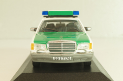 Mercedes-Benz 420 SEL (W126) Polizei 1979, 430039390, Minichamps1:43