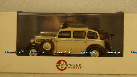 Mercedes 260D Pullman Landaulet 1936-1940, fully open, EMGEMB43001B, ESVAL Model 1:43