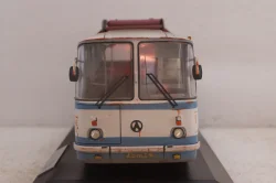 Лаз-696Н с газовыми баллонами бело-голубой, Improved Models 1:43