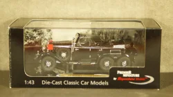 Jaguar XE SV Project 8 2017 orange/black , Altaya 1:43