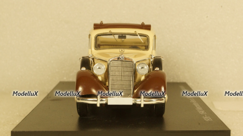 Mercedes 260D Pullman Landaulet 1936-1940, fully open, EMGEMB43001B, ESVAL Model 1:43