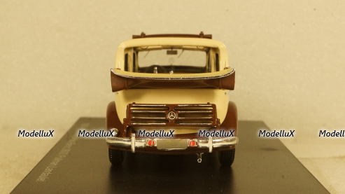 Mercedes 260D Pullman Landaulet 1936-1940, fully open, EMGEMB43001B, ESVAL Model 1:43