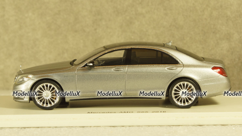 Лаз-696Н с газовыми баллонами бело-голубой, Improved Models 1:43