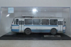Лаз-696Н с газовыми баллонами бело-голубой, Improved Models 1:43