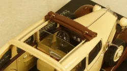 Mercedes 260D Pullman Landaulet 1936-1940, fully open, EMGEMB43001B, ESVAL Model 1:43