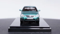 ВАЗ 2170 Priora Седан 2014 г. зелено-синий, 221706, DiP Models 1:43