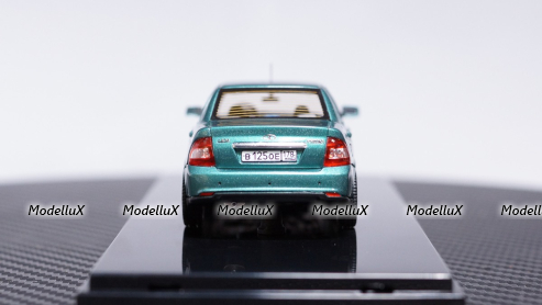 ВАЗ 2170 Priora Седан 2014 г. зелено-синий, 221706, DiP Models 1:43