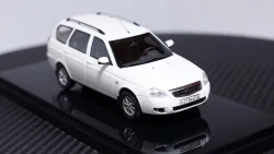 ВАЗ 2171 Priora Универсал 2014 г. белый, 221711, DiP Models 1:43