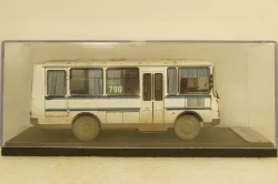 Паз-3205 белый, Improved Models 1:43