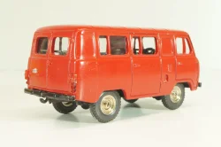 Уаз-452В, глухой, красный, Тантал/Радон 1:43