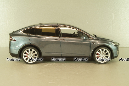 Tesla Model X 2016, light grey, LS-Collectibles 1:18