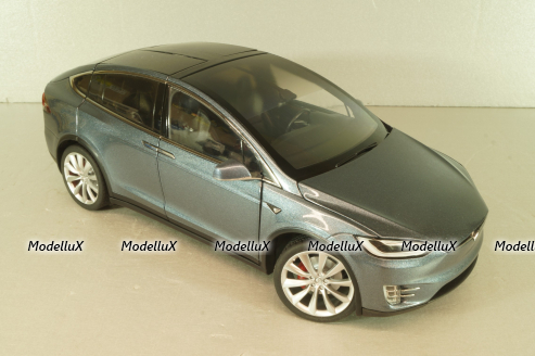 Tesla Model X 2016, light grey, LS-Collectibles 1:18