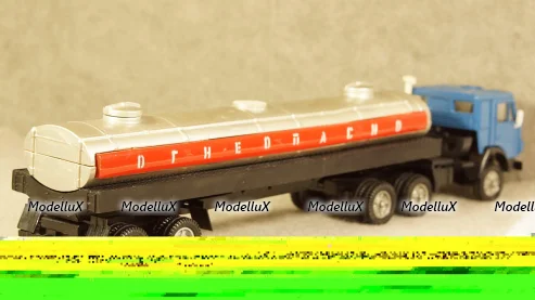 Chevrolet K-10 Exterminator 1982 light blue, Greenlight 1:43