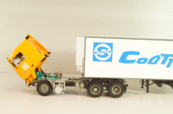 Volvo F12 с полуприцепом Lambert Sovtransavto 1981, SSM7078, SSM 1:43